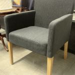 832 1070 ARMCHAIR